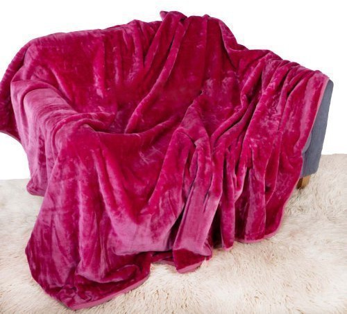 Quality Linen and Towels Fuchsia Pink Mink Throw Luxury Soft Plush Large (150cm x 200cm- Suitable for Double Size Bed or 2 Seater Sofa) Sofa Bed Runner Bedspread Blanket