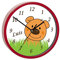 CreaDesign, Wanduhr Kinder personalisiert mit Name, Motiv Teddy Bär-Graß, Rahmen Wanduhr rot, Ø 19,5 cm