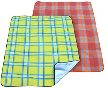greemotion Picknickdecke rot/grün kariert, wasserabweisende Gartendecke mit isolierender Aluminiumunterseite, Reisedecke für Camping und Ausflüge, keine Farbauswahl möglich