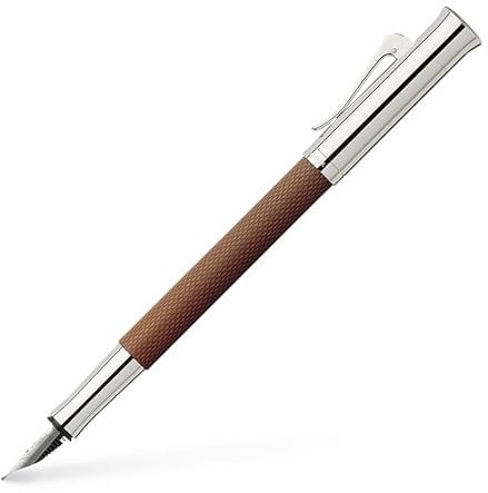 Graf von Faber-Castell 146520 - Füllfederhalter Guilloche, Cognac, Federbreite M, 1 Stück, Braun, mittel (M)