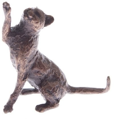 Butler & Peach - Miniatur-Katze sitzend aus massiver Bronze
