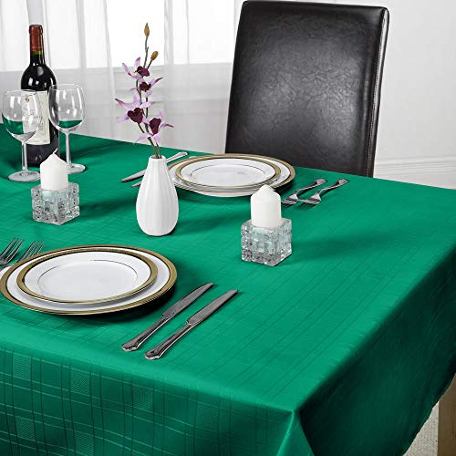 Emma Barclay Chequers - Jacquard Table Cloth in Forest Green - 70 (178cm) Round