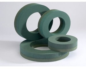 Pack of 2 Oasis® Foam Wreath Rings 18