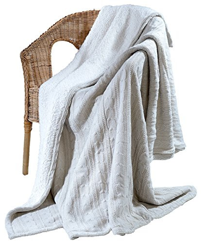 Wilson Gabor Sofa Decke: Tagesdecke im Strick-Zopf-Design mit Webpelz-Unterseite, 180 x 150 cm (Flausch Decke, Mikrofaser Kuscheldecke, Sessel)