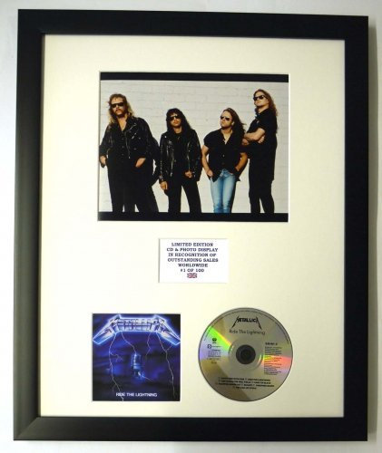 METALLICA/Darstellung mit Foto und CD | Limited Edition des Albums RIDE THE LIGHTNING