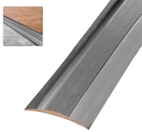 Amig - Scossalina a pavimento | 820 mm x 4 mm x 0,5 mm | Colore: Argento | Adesivo | Striscia di transizione | Profilo di giunzione per pavimenti, parquet e decking | Per pavimenti in legno