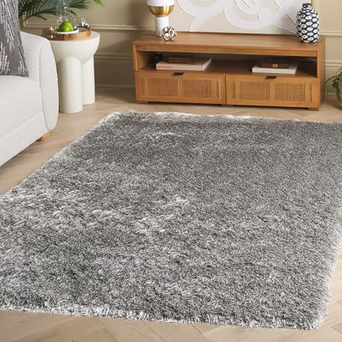 SAFAVIEH Area Rug 5x8 - Paris Shag Collection - Silver, Handmade, Soft Flowing Pile, Ideal for Living Room, Bedroom, Dining Space (SG511-7575)
