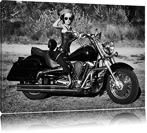 Pixxprint Model auf Luxus Motorrad, Größe: 120x80cm, Leinwandbild, fertig gespannt, Wandbild, Dekoration, Kunstdruck, kein Poster