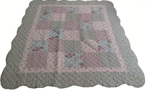 Beauty.Scouts Patchworkdecke Tagesdecke Plaid Vintage Rose 155x180 cm Größe 155x180