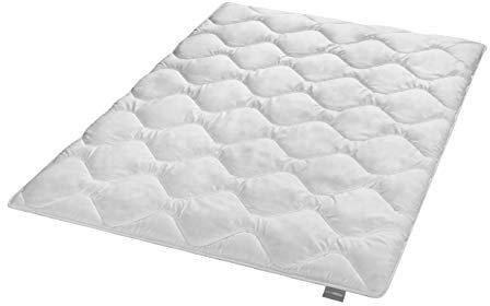 Traumnacht Cozy - Bettdecke Duo aus weicher und atmungsaktiver Microfaser für den Winter, 140 x 200 cm, Öko-Tex zertifiziert, produziert nach deutschem Qualitätsstandard