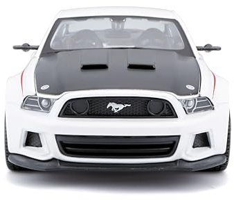 Maisto M31506 1:24 2014 Ford Mustang Street Racer, Assorted Colours, Blanco, 31506W