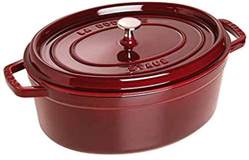 STAUB Gusseisen Bräter/Cocotte, Oval 31 cm, 5,5 L, Aromaregen Funktion für optimale Befeuchtung, Für alle Herdarten inkl. Induktion & Backofen, Grenadine