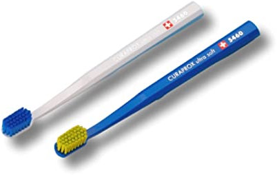 CURAPROX CS5460 Handzahnbürste ultra soft, 2 Stück, (farblich sortiert, Farbe nicht wählbar), sehr weiche Zahnbürste, toothbrush