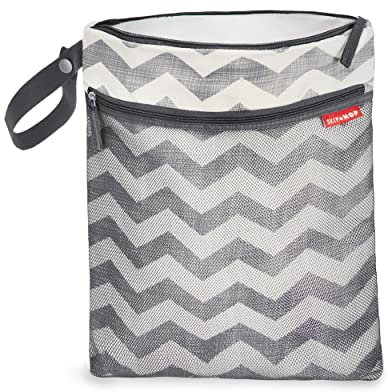 Skip Hop Grab und Go Nass-/Trockentasche mit Winkelstreifen Chevron, mehrfarbig