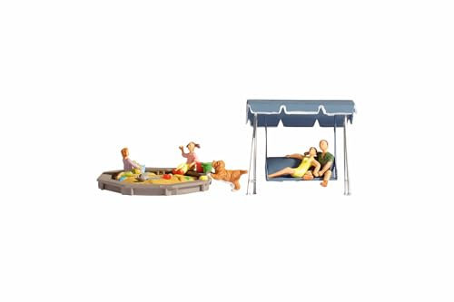NOCH N Figuren Eltern & Kinder, handkolorierte Modellfiguren 1:160 für Spur N, detailreiche Ausschmückung mit Hund & Hollywoodschaukel