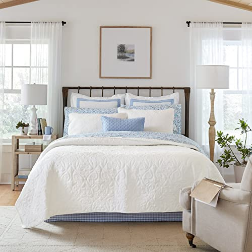 Laura Ashley - Felicity Collection - Quilt Set - 100% Cotton, Reversible, All Season Bedding with Matching Sham(s), Pre-Washed for Added Softness, King, White