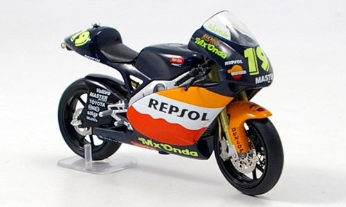 Aprilia 250, No.19, Repsol, S.Porto, MotoGP, 2005, Modellauto, Fertigmodell, IXO Junior 1:24