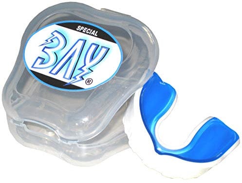 BAY® PRO LINE CE - MMA - ZAHNSCHUTZ - weiß mit belüfteter BOX, Sport Mundschutz, Zahnschützer, Mundschützer