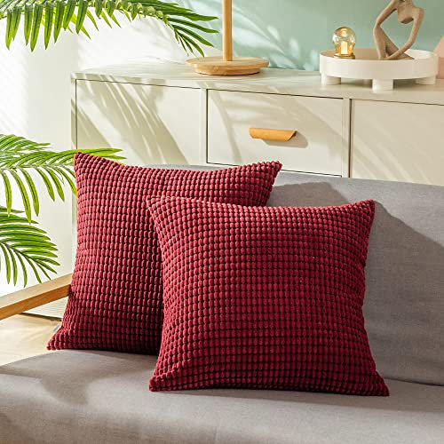 CaliTime Kissenbezüge Kissenhülle 2er-Pack Bequeme Kissenbezüge für Couch, Schlafsofa, bequem, superweich, Kordsamt, Maisstreifen, beidseitig, 45 cm x 45 cm, Burgunderrot