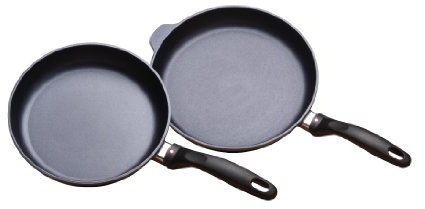 Bratpfannen-Duo Swiss Diamond - Antihaftbeschichtetes Kochgeschirr mit Diamantbeschichtung HD 24cm und 28cm Bratpfannen-Set aus Aluminium, PFOA-frei, spülmaschinenfeste Bratpfanne, ofenfeste Bratpfanne