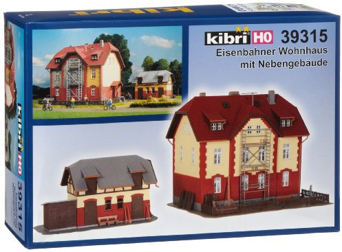 Kibri 39315 - H0 Eisenbahner Wohnhaus mit Nebengebäude