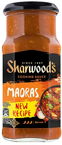 Sharwood's Madras Curry Sauce, 420 g Jar (1-Pack) | Authentic Indian Flavour, Quick & Convenient, Medium Heat, Versatile Sauce
