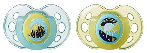 Tommee Tippee Night Time Glow in the Dark Soothers, Symmetrical Orthodontic Design, BPA-Free Silicone, 18-36m, Pack of 2 Dummies
