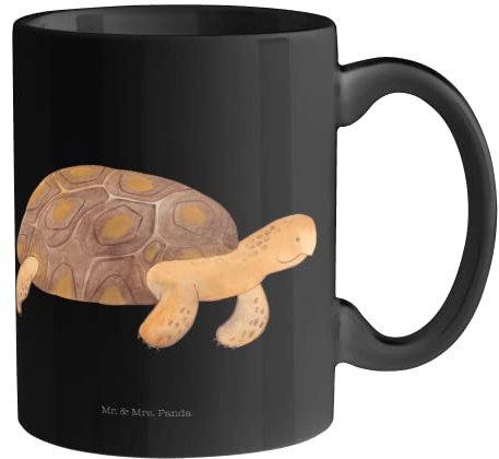 Mr. & Mrs. Panda Tasse Schildkröte Marschieren - Geschenk, Tasse Motive, Teetasse, Urlaub, Meer, Motivation, Meerestiere, get lost, Kaffeetassen,