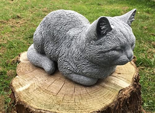Stone cat miniature Concrete kitten figurine Unique gift for cat lover Outdoor garden decor Cement animal memorial Cement cat statue Garden cat sculpture Outdoor cat ornament Sleeping concrete cat
