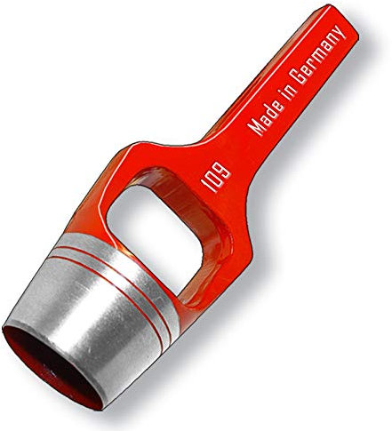 Emporte-pièce rond de 109 mm de diamètre.