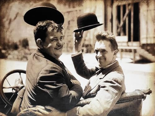 KUSTOM ART Dekoratives Wandposter Serie Schauspieler Prominente Stan Laurel & Oliver Hardy Heute im Auto (Laurel und Ollio) Kunstdruck auf beschichtetem Papier 4 x 30 cm ohne Rahmen