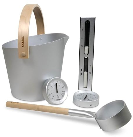 Tylö Saunazubehör Set 5-teilig - Brilliant Serie - Kübel Kelle Sanduhr Thermometer Hygrometer - Eloxiertes Aluminium sandgestrahlt - Mit Ausguss - Premium Sauna Ausstattung (Silver Grey)
