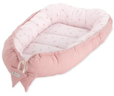 Babynest Neugeborene – Zweiseitiger Baby-Kokon aus Baumwolle Waffel & Musselin – 2 in 1 Nest & Wickelauflage – passend für FabiMax Beistellbetten & Kinderbetten (Blümchen)