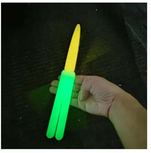 SXDHOCDZ 3D Printed Gravity Carrot Butterfly Knife Adult Fidget Toy Mini Model Training Stress Relief Toy Gift (2 Pieces)(D)