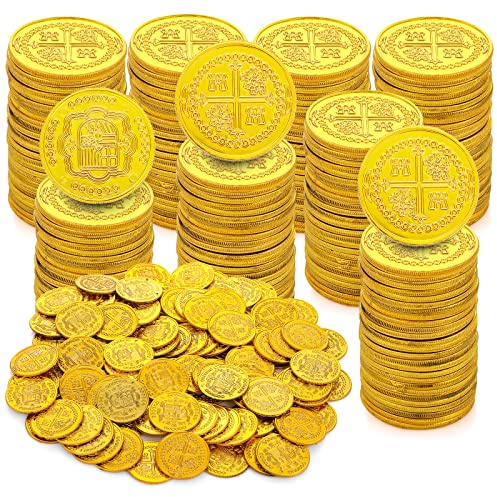 100 Plastic Pirate Coins Set - Gold Coins for Kids Treasure Hunt, Themed Event & Birthday Party Props
