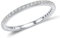 namana Schmaler Sterling Silber Ring für Damen. Bandring mit Zirkonia-Edelsteinen. 925 Sterlingsilber Ringe für Frauen mit Zirkonia Steinen. Ring Größe 52