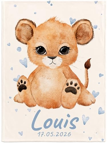 Pictogogo Personalisierte Babydecke mit Namen, Geburtsdatum und wählbarer Herzfarbe – Kuscheldecke Baby personalisiert, Geschenk zur Geburt, Taufe, Babyparty, Löwe mit Herzen