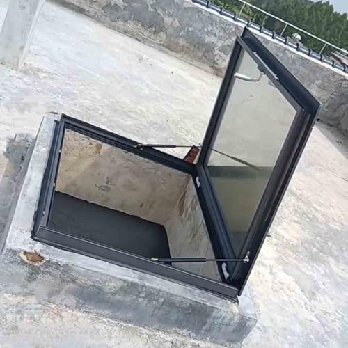 Toit Fenêtre de toit Skylight Fenêtre avec double-couche de verre trempé, Couvertures de puits de lumière de toit personnalisables pour le toit incliné et plat, Fenêtre de sous-sol étanche(45x45cm/17.
