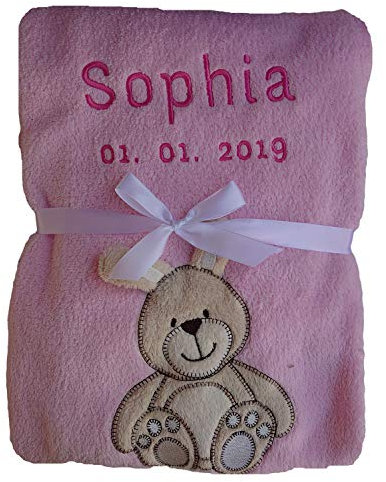 Wuff-Dogsworld Babydecke viele Farben & Motive mit Namen/Geburtsdatum Bestickt Geschenk Baby (rosa Hase)