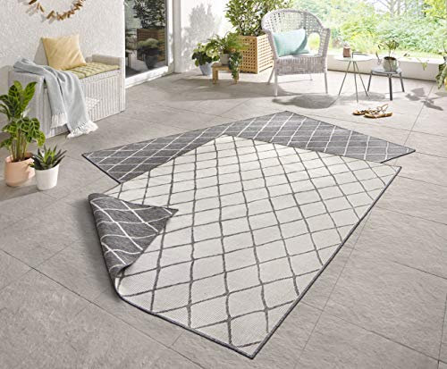 NORTHRUGS In- und Outdoor Teppich Malaga 120x170cm - Wendeteppich Wetterfest Modernes Geometrisches Muster für Balkon Terrasse Garten Wintergarten Küche Wohnzimmerteppich Wasserfest in Grau Creme