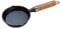 CANDeal Mini sartén de Hierro Fundido con Mango de Madera Resistente al Calor, sartén para Fajitas para Barbacoa, Tortilla, Tapas y postres, Redonda, Color Negro (15CM)