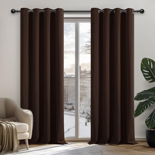 Deconovo Cortinas térmicas para Interiores, Opacas y aislantes, Color Liso, 2 Unidades, con Ojales, 132 x 160 cm (Ancho x Alto), Chocolate
