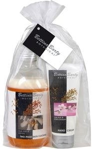 Bettina Barty Pflege Botanical Geschenkset 2-Phasenbad Rice Milk + Vanilla 500 ml + Handcreme Rice Milk & Cherry Blossom 1 Stk.