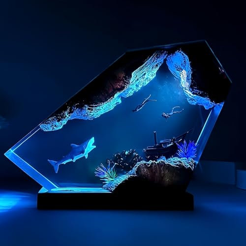 Drawelry 3D Ozean Figur Harz Statue Ornamente mit Holzsockel LED Nachtlicht Epoxidharz Meerestier Hai Wale Oktopus Taucher Figuren Skulptur Mini Meere Aquarium für Zuhause, Büro, Tisch Deko (C4)