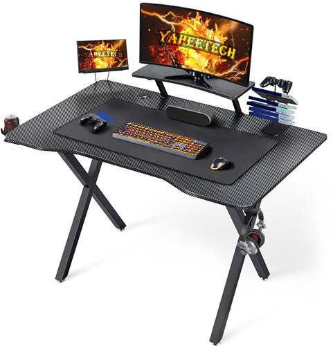 Yaheetech Scrivania Gaming con Supporto Computer PC Ergonomica Ampio Tappetino Mouse Rialzata Monitor Porta Bicchiere Supporto Gancio per Cuffie Gambe a Forma X 111 × 71× 91 cm Nera