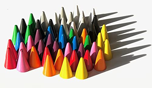 Spitzkegel klein - Größe 10/15 mm, Spielkegel/Hütchen für Brettspiele aus Holz und zum Basteln, Made in Germany (50 Stück, 10 Farben: Gelb, Orange, Rot, Rosa, Lila, Blau, Grün, Weiß, Schwarz, Grau)