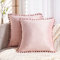Topfinel 2er Set Samt Kissen mit Pompoms Einfarbig Weihnachten Kissenbezüge Dekorative Kissenhülle Kopfkissen Sitzkissen Dekokissen Couchkisen für Sofa Schlafzimmer Büro Auto 45X45cm Pink
