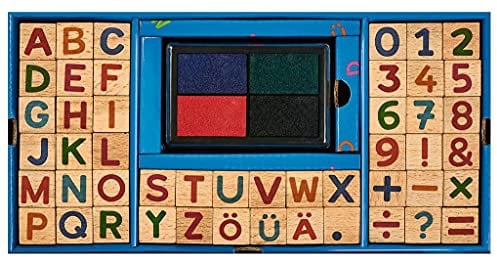 moses. Mein großes Stempelset - 48 verschiedene Kinderstempel aus Holz, Zahlen und Buchstaben Stempel für Schreib- und Rechenübungen, Bunt, 26241