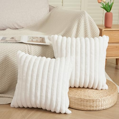 ORANIFUL Weiß 40x40 Fell Kissenbezüge Set 2-teilig Kuschelkissen Flauschig Kissenhülle Streifen Design Kissen Hülle für Sofa Couch Bett Weicher Fake Fur Bezug Moderne Dekokissen