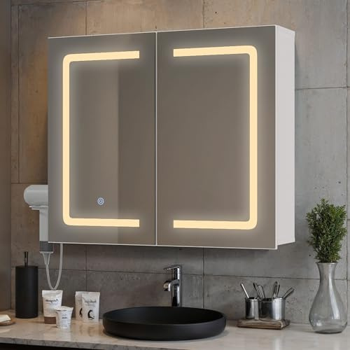 Blishom Spiegelschrank Bad mit LED-Beleuchtung und Steckdose, 70x60x16cm | Badezimmerschrank mit Touch-Schalter, Badspiegel Wandschrank mit 2 Türen & Verstellbarem Regal